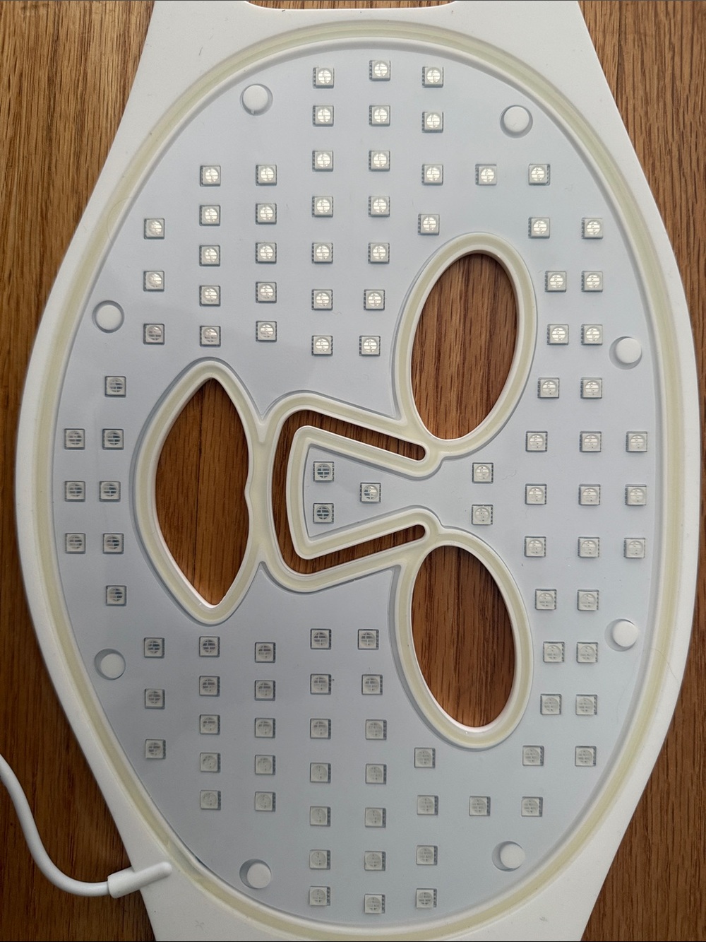 Swirise LED Red Light Face Mask - Picture 7 of 14